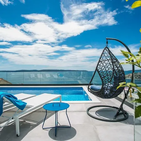 Villa Olive Exclusive - 8 People, Heated Pool, Okrug Gornji, Sea View *