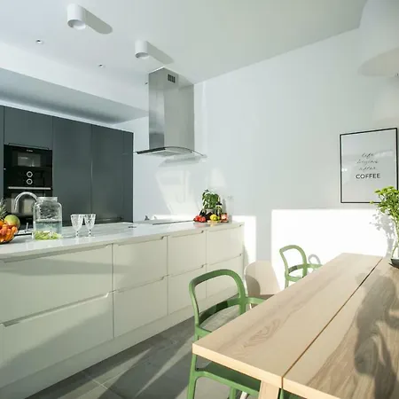 Olive Exclusive - 8 People, Heated Pool, Okrug Gornji, Sea View Trogir