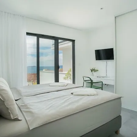 Olive Exclusive - 8 People, Heated Pool, Okrug Gornji, Sea View * Trogir