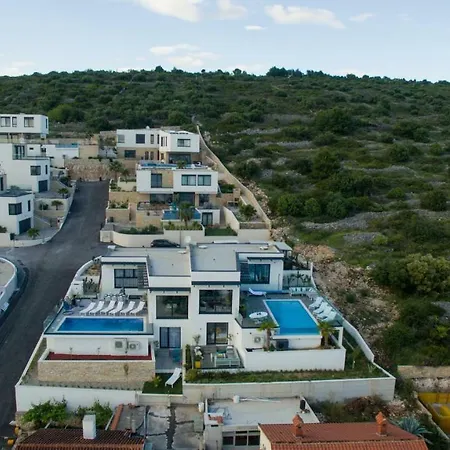 Villa Olive Exclusive - 8 People, Heated Pool, Okrug Gornji, Sea View