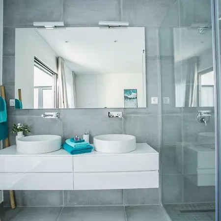 Olive Exclusive - 8 People, Heated Pool, Okrug Gornji, Sea View Villa *
